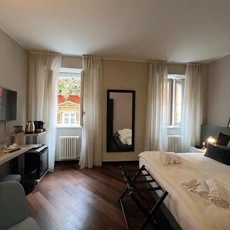 Palazzo Alm Guest house *