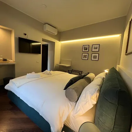 Palazzo Alm 3* Como