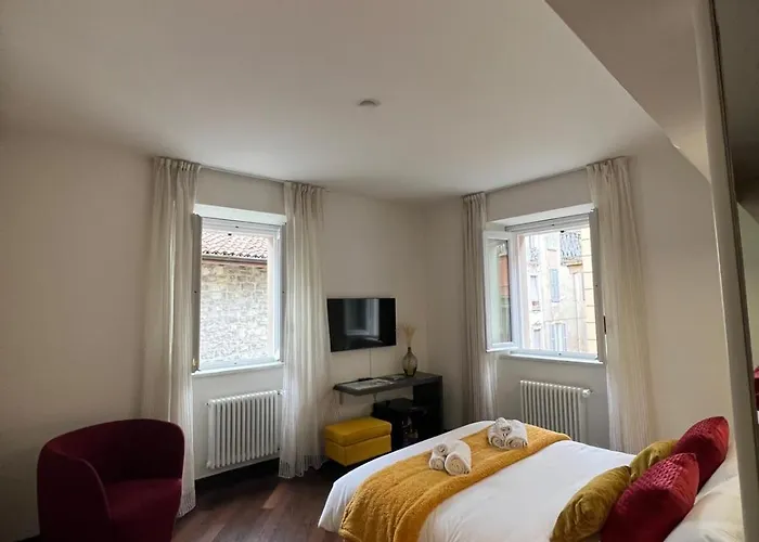 Palazzo Alm Guest house