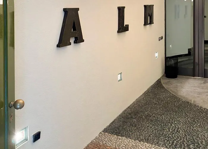 Palazzo Alm 3*